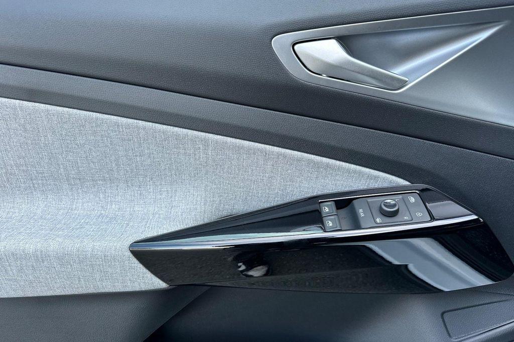 new 2025 Volkswagen ID.4 car, priced at $44,345