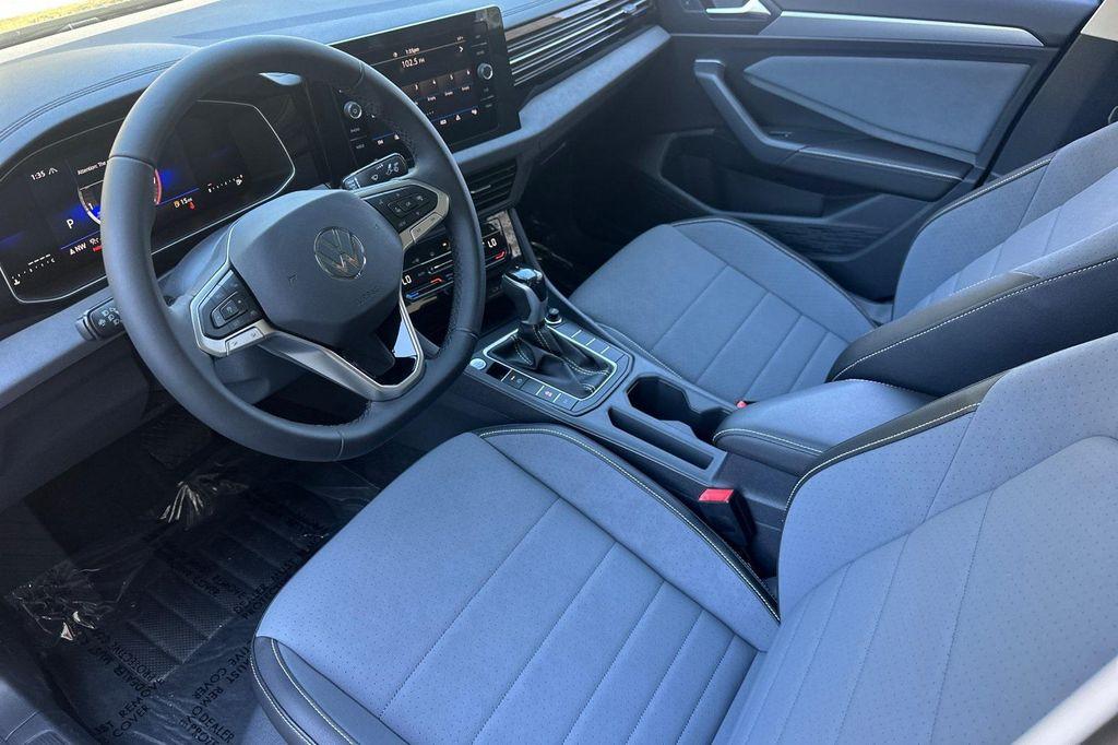 new 2025 Volkswagen Jetta car, priced at $25,556