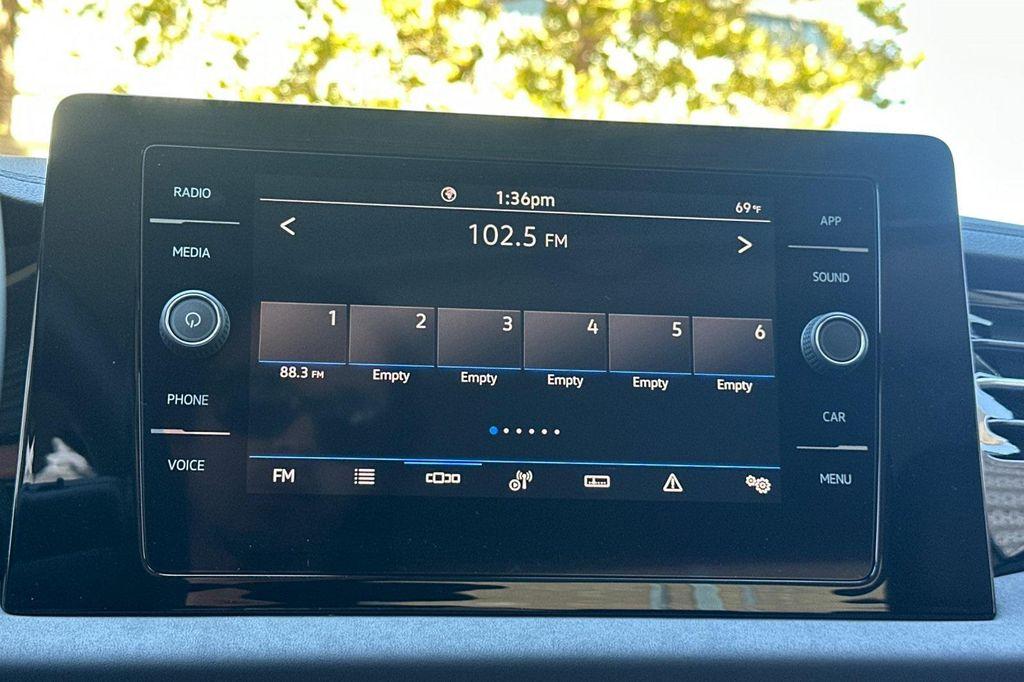 new 2025 Volkswagen Jetta car, priced at $25,556