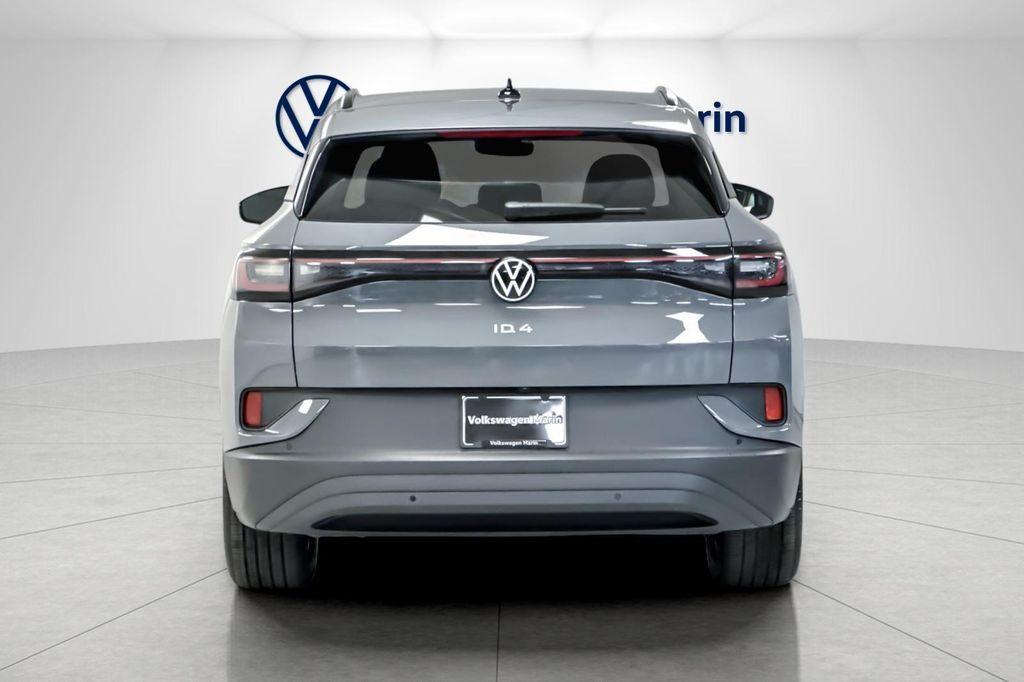new 2025 Volkswagen ID.4 car, priced at $39,450