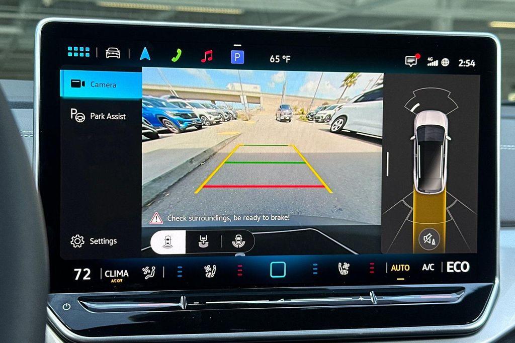 new 2025 Volkswagen ID.4 car, priced at $48,233