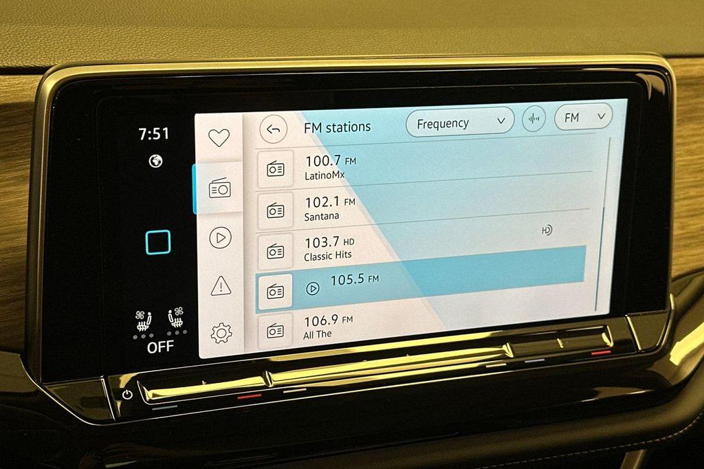 new 2025 Volkswagen Atlas car, priced at $44,937
