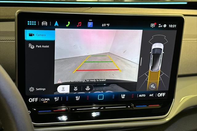 new 2025 Volkswagen ID.4 car, priced at $47,805
