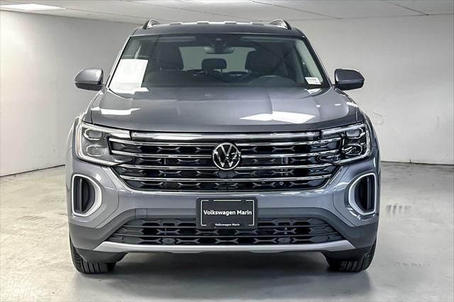 new 2025 Volkswagen Atlas car, priced at $40,204