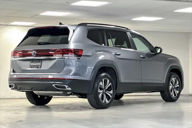 new 2025 Volkswagen Atlas car, priced at $40,204