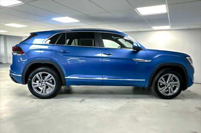 new 2024 Volkswagen Atlas Cross Sport car, priced at $50,021