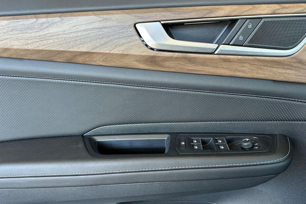 new 2026 Volkswagen Atlas car, priced at $47,178