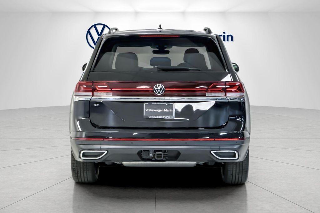 new 2026 Volkswagen Atlas car, priced at $47,178