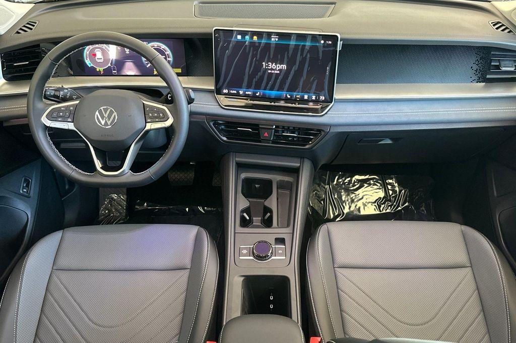 new 2025 Volkswagen Tiguan car, priced at $35,322