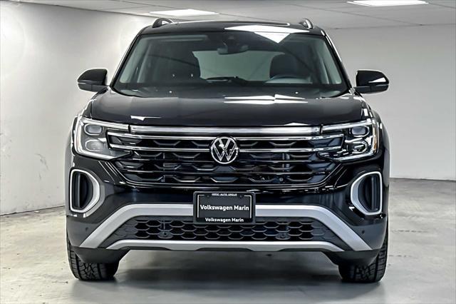 new 2025 Volkswagen Atlas car, priced at $49,986