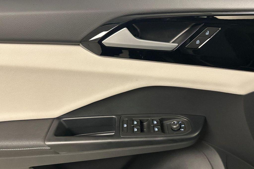 new 2025 Volkswagen Taos car, priced at $25,083