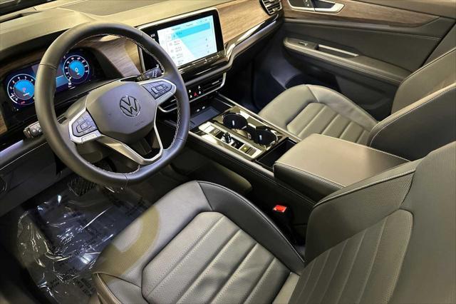 new 2025 Volkswagen Atlas car, priced at $50,556