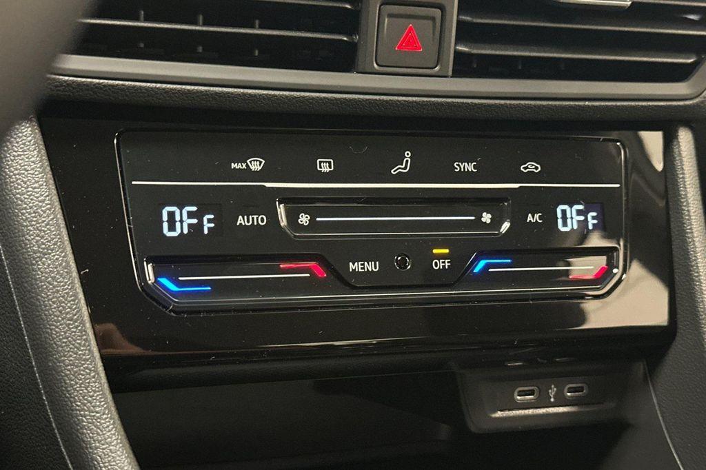 new 2025 Volkswagen Jetta car, priced at $21,797