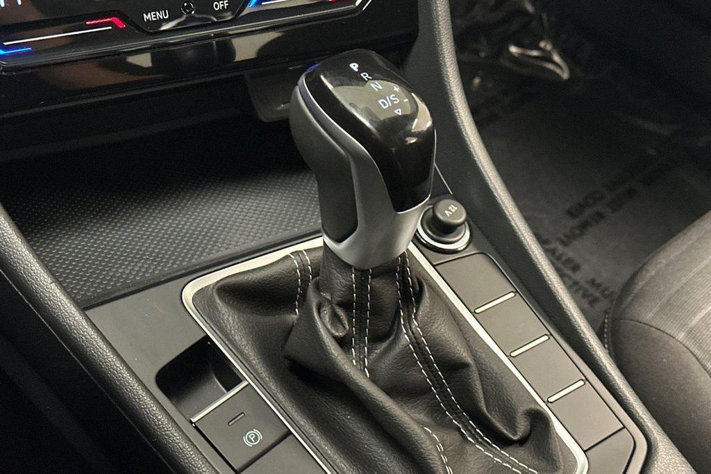 new 2025 Volkswagen Jetta car, priced at $21,797