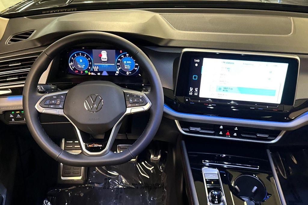 new 2025 Volkswagen Atlas car, priced at $46,115