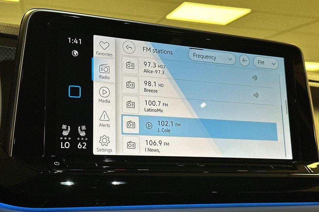 new 2025 Volkswagen Atlas car, priced at $46,115