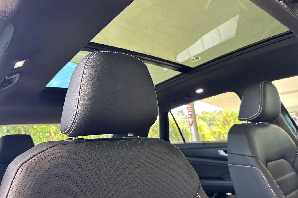 new 2026 Volkswagen Atlas Cross Sport car, priced at $51,154