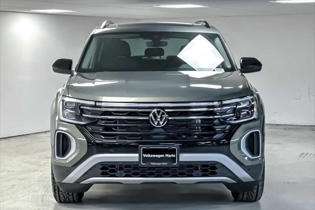 new 2025 Volkswagen Atlas car, priced at $49,059