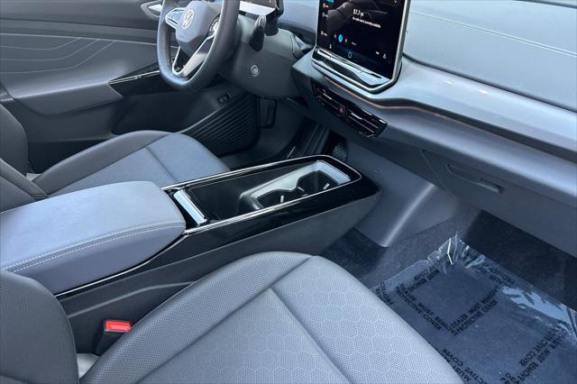 new 2025 Volkswagen ID.4 car, priced at $51,622