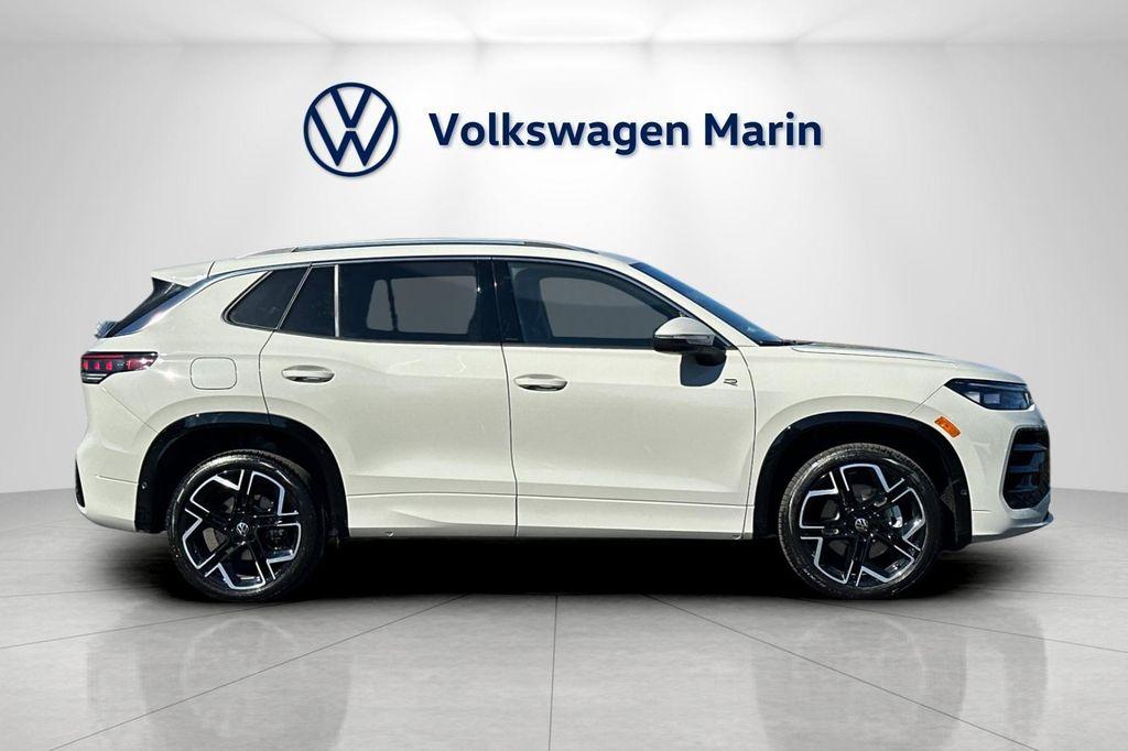 new 2026 Volkswagen Tiguan car, priced at $45,447