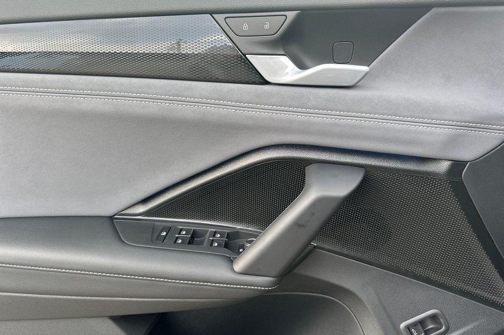 new 2026 Volkswagen Tiguan car, priced at $39,175