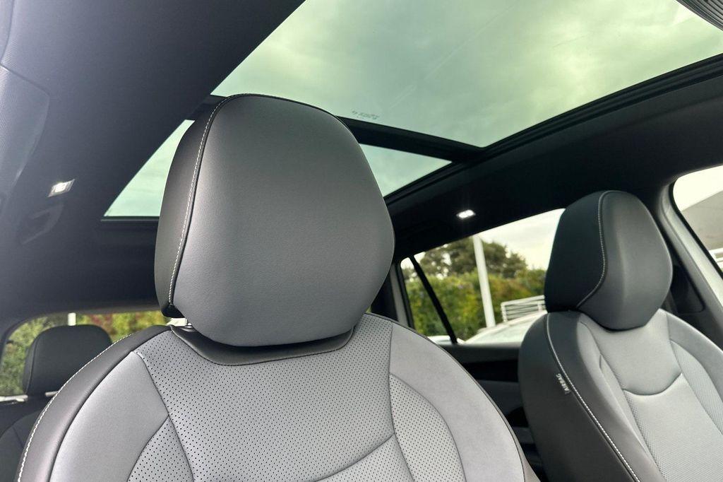 new 2026 Volkswagen Tiguan car, priced at $39,175