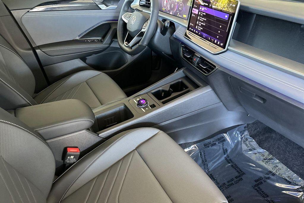 new 2026 Volkswagen Tiguan car, priced at $40,802