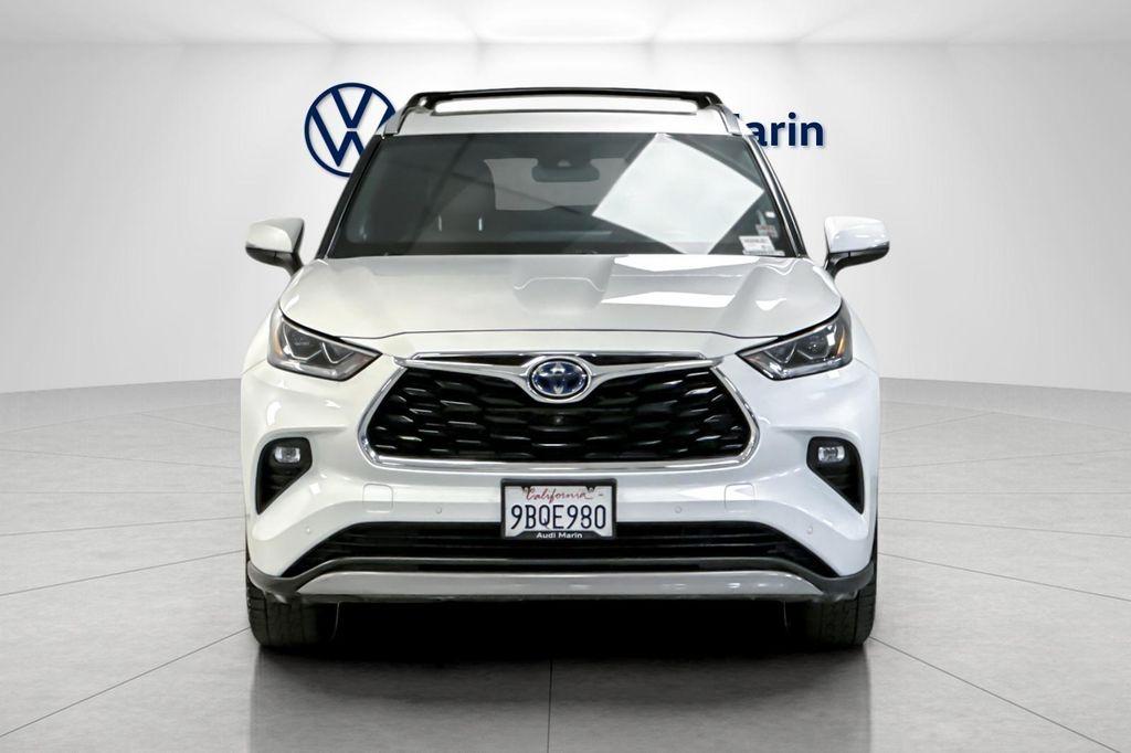 used 2022 Toyota Highlander Hybrid car, priced at $34,890