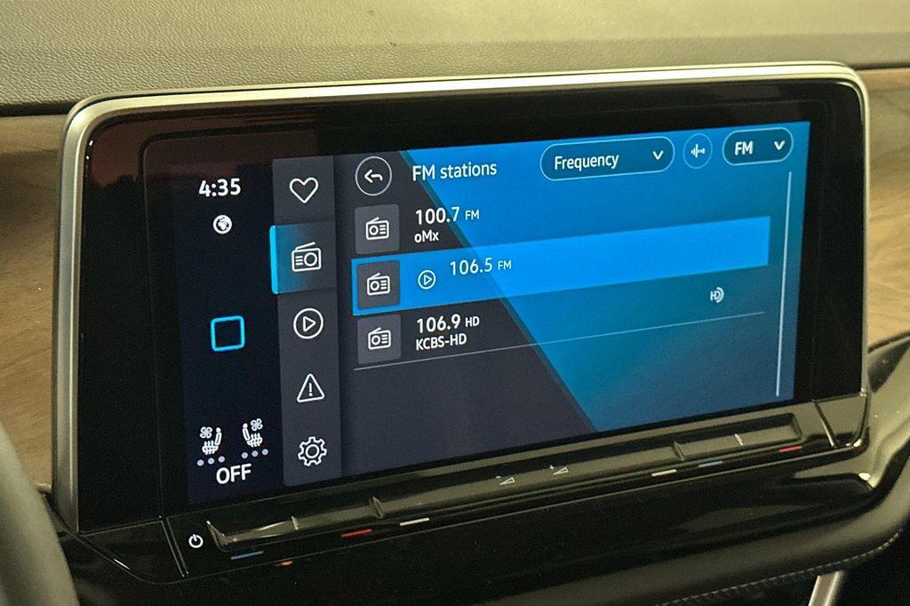 new 2025 Volkswagen Atlas car, priced at $39,264