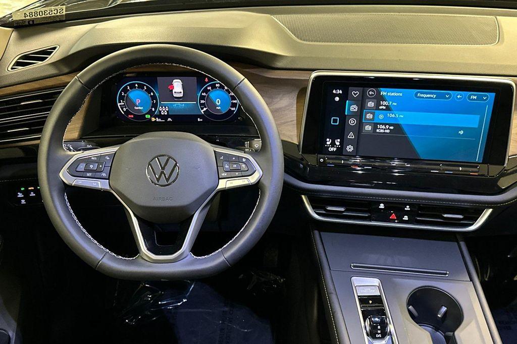 new 2025 Volkswagen Atlas car, priced at $39,264