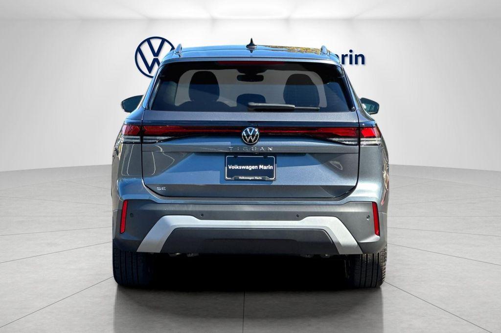 new 2025 Volkswagen Tiguan car, priced at $33,634