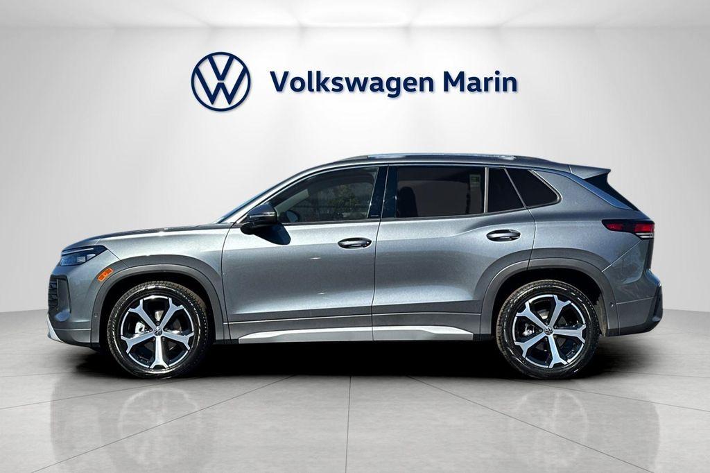 new 2025 Volkswagen Tiguan car, priced at $33,634