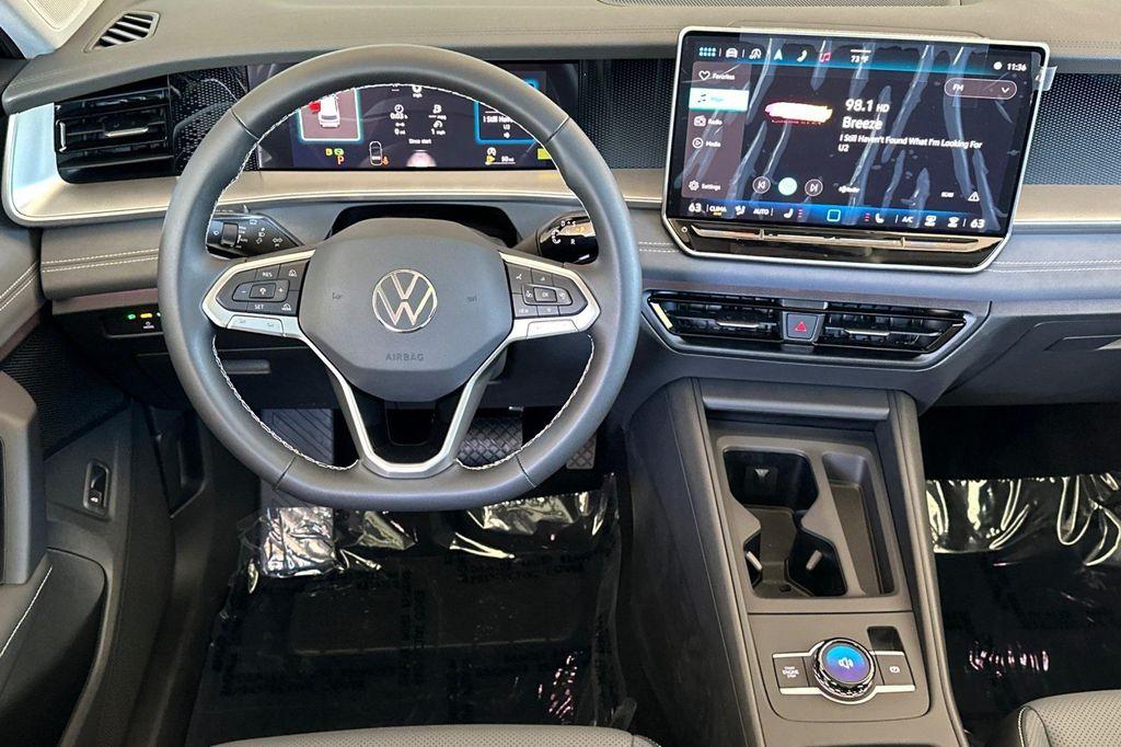 new 2025 Volkswagen Tiguan car, priced at $33,634
