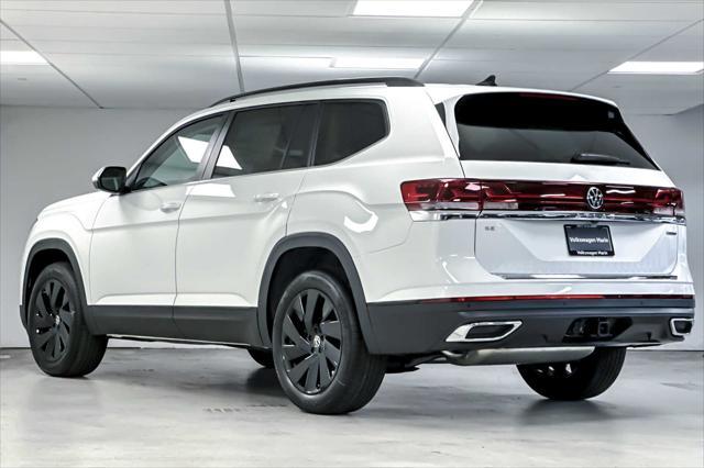 new 2024 Volkswagen Atlas car, priced at $45,120