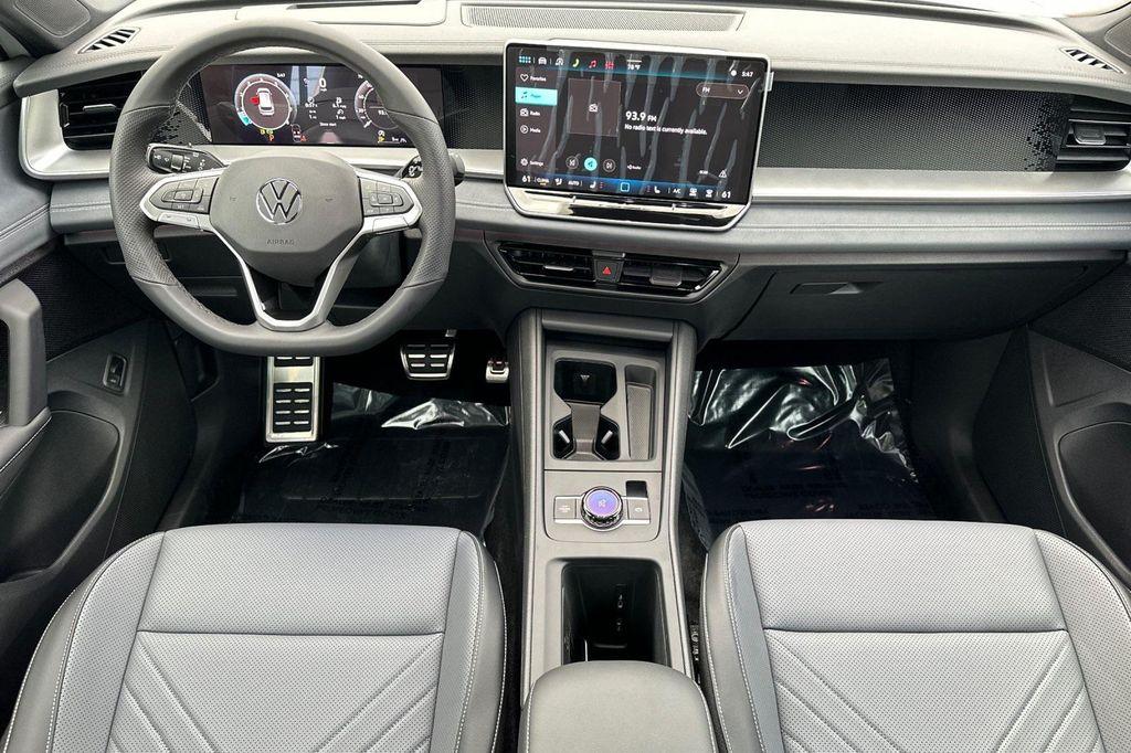 new 2026 Volkswagen Tiguan car, priced at $40,675