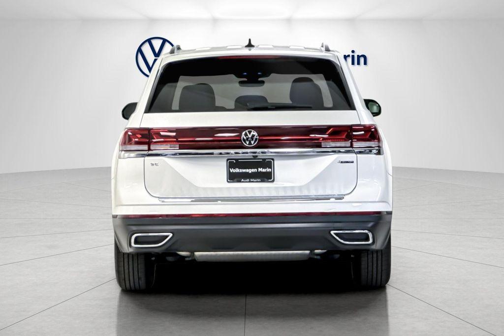 new 2026 Volkswagen Atlas car, priced at $43,654