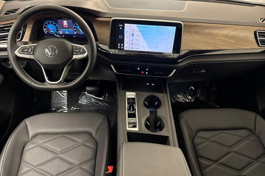 new 2026 Volkswagen Atlas car, priced at $43,654