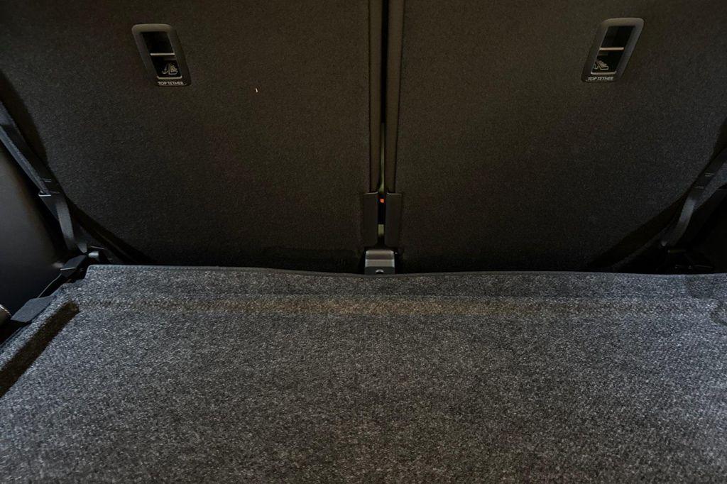 new 2026 Volkswagen Atlas car, priced at $43,654