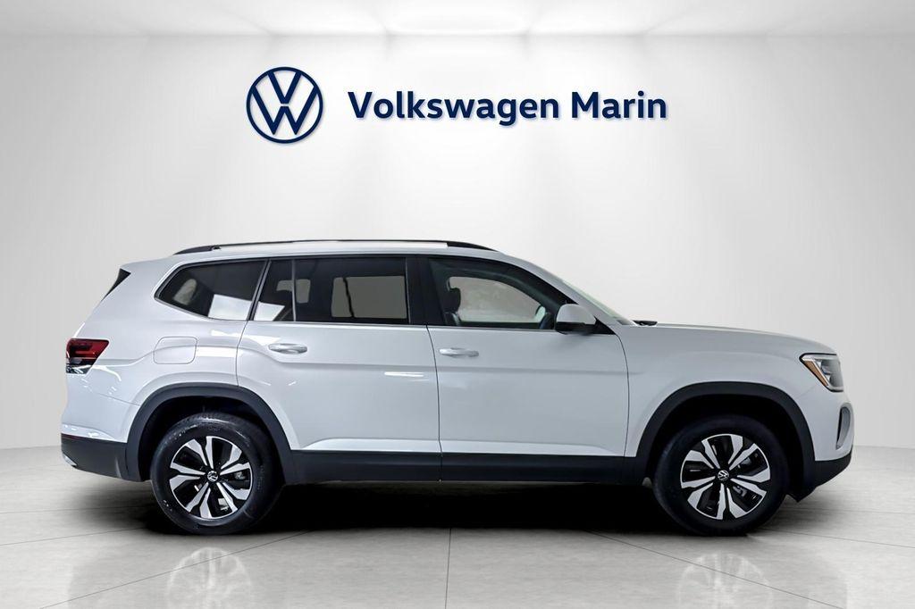new 2026 Volkswagen Atlas car, priced at $43,654