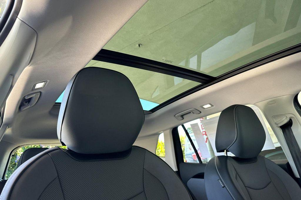 new 2025 Volkswagen Tiguan car, priced at $34,616