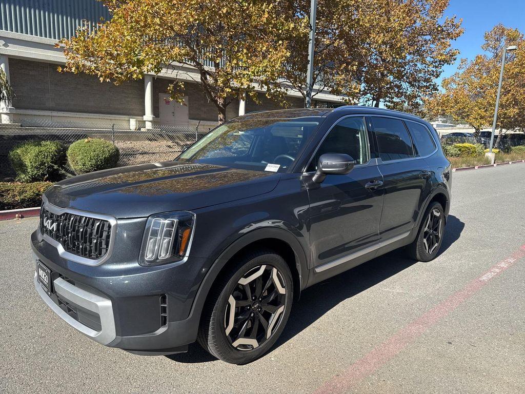 used 2024 Kia Telluride car, priced at $34,350