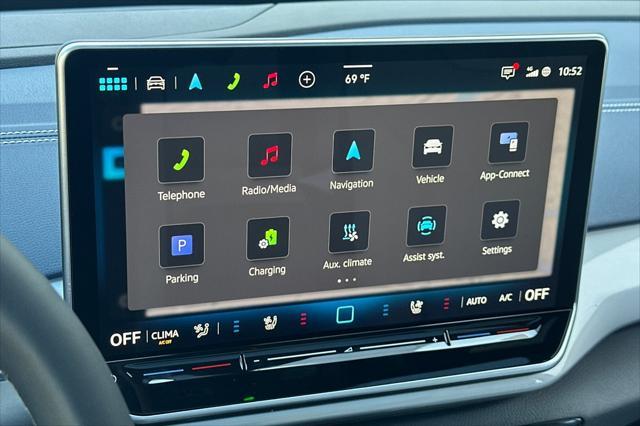 new 2025 Volkswagen ID.4 car, priced at $48,233
