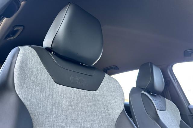 new 2025 Volkswagen ID.4 car, priced at $43,011