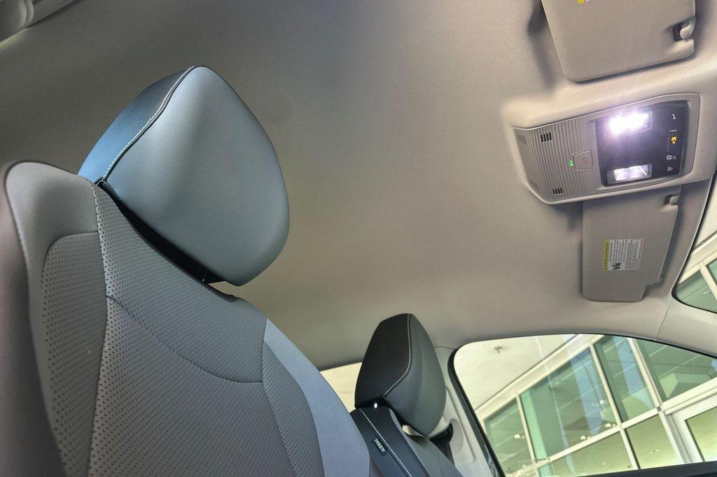 new 2025 Volkswagen Tiguan car, priced at $31,607