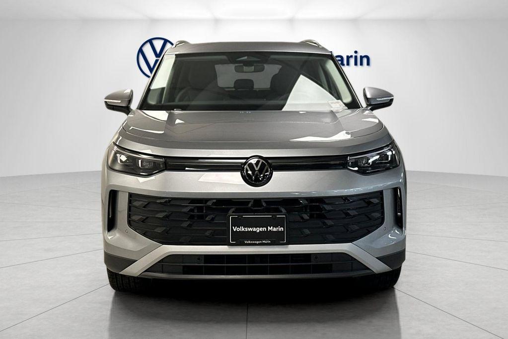 new 2025 Volkswagen Tiguan car, priced at $31,607