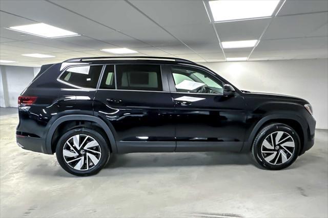 new 2025 Volkswagen Atlas car, priced at $48,387