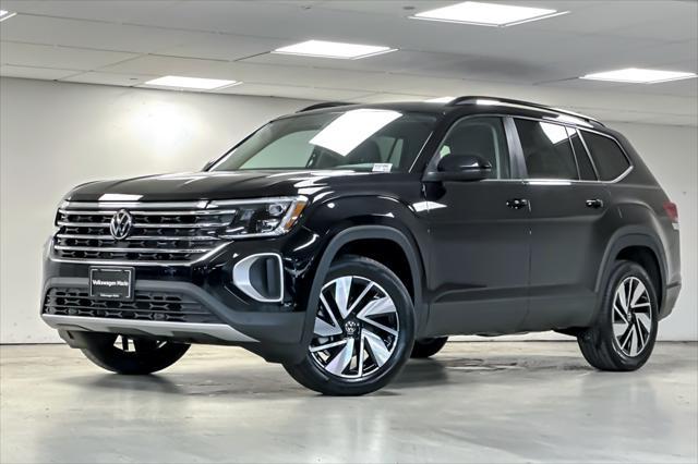 new 2025 Volkswagen Atlas car, priced at $44,435