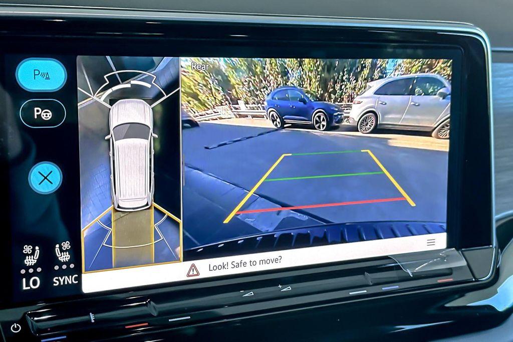 new 2026 Volkswagen Atlas car, priced at $57,804