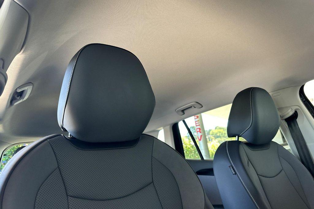 new 2025 Volkswagen Tiguan car, priced at $30,578