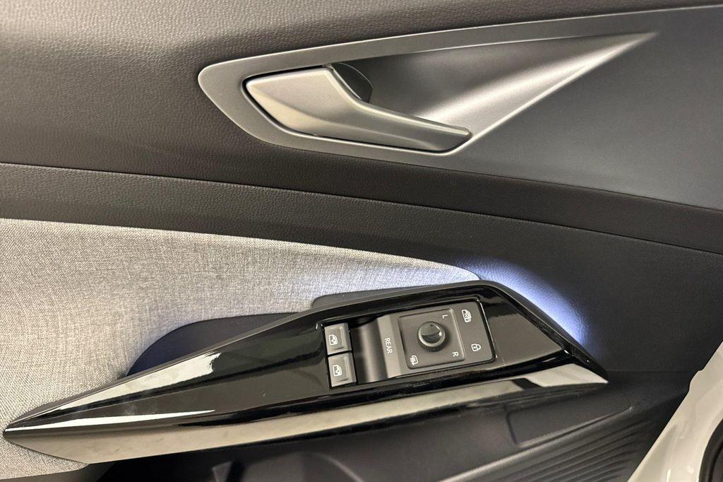 new 2025 Volkswagen ID.4 car, priced at $43,011